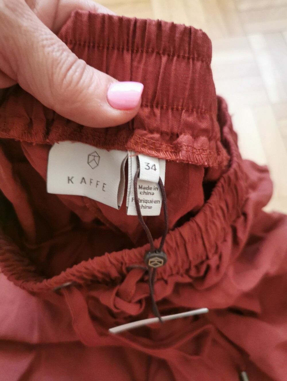 Wide-Leg Pull-On Pants in Terracotta - Picture 6 of 7